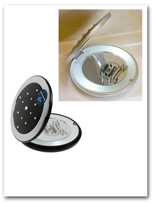 Taschenspiegel beleuchtet mit 5-fach Vergrösserung by Bavaria Bäder-Technik GdbR Taschenspiegel beleuchtet mit 5-fach Vergrösserung by Bavaria Bäder-Technik GdbR